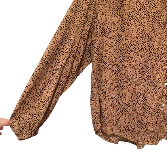 Old Navy Long Sleeve Button Down Speckled Shirt Size Large - Picture 3 of 6